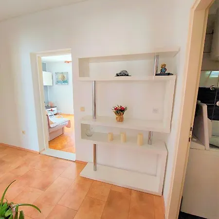Apartment Marija Primosten
